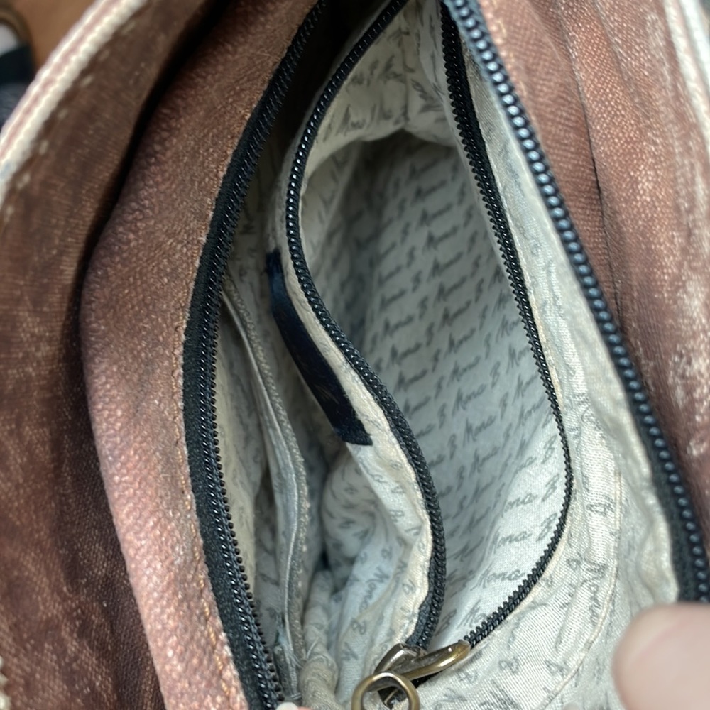 Distressed Boho Purse - Picture 3 of 3
